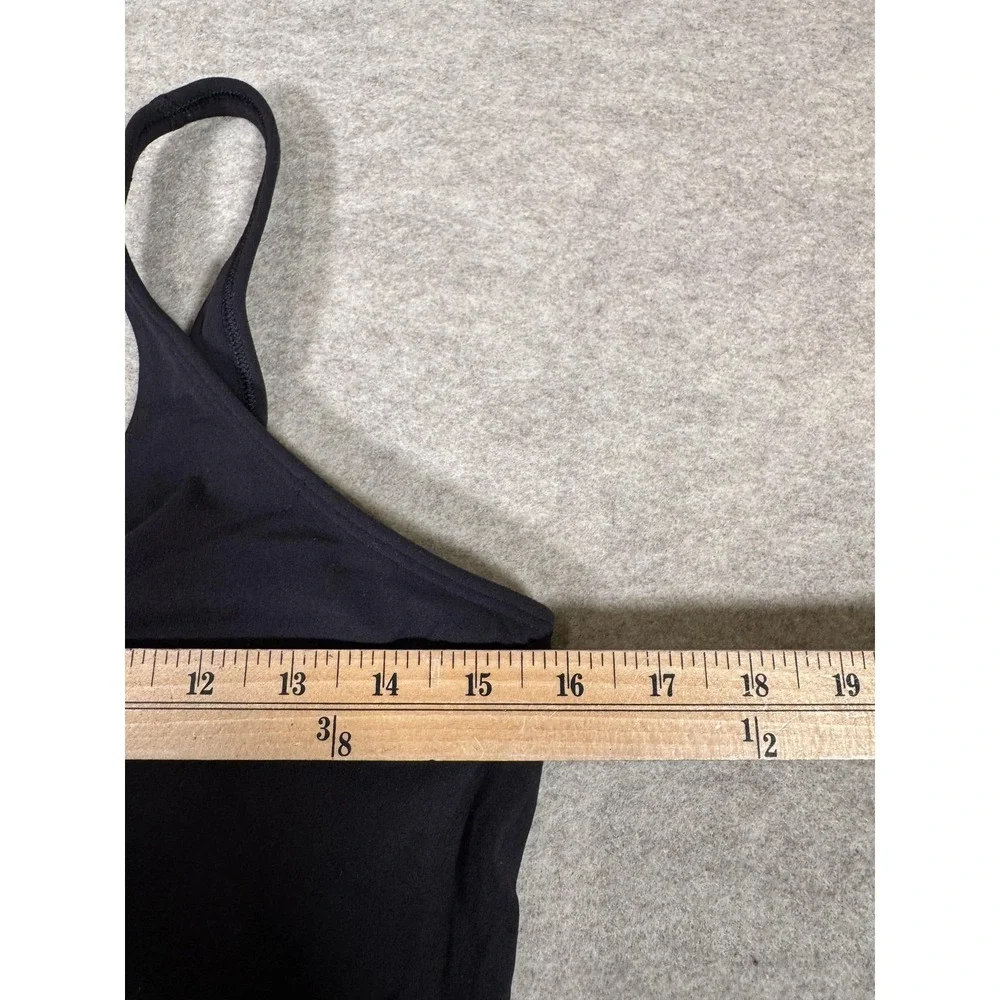 Lululemon Sports Bra Womens 12 Black Longline V Neck Yoga Athletic Gym Top